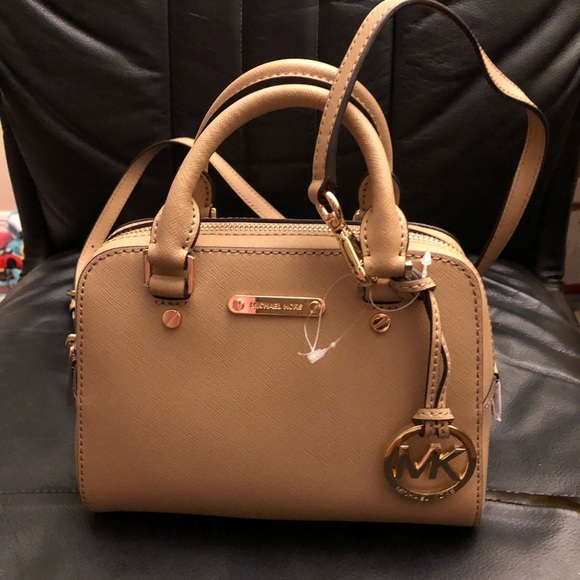 MKors Jet Set Small Satchel - Picture 8 of 8